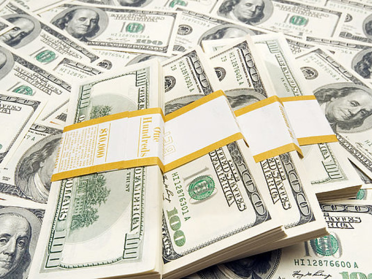 НБУ установил официальный курс на уровне 25,59 гривен за доллар