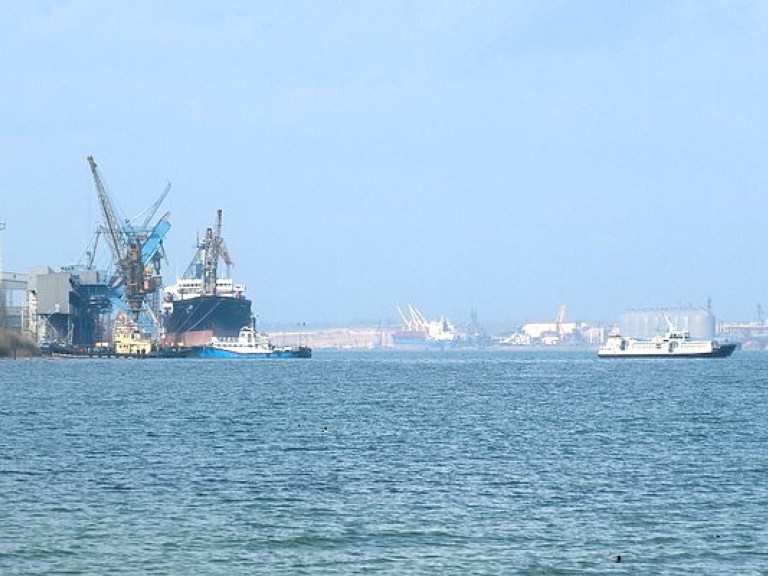 Администрация морских портов объявила тендер на работы в порту &#171;Южный&#187; на 1,4 миллиарда гривен