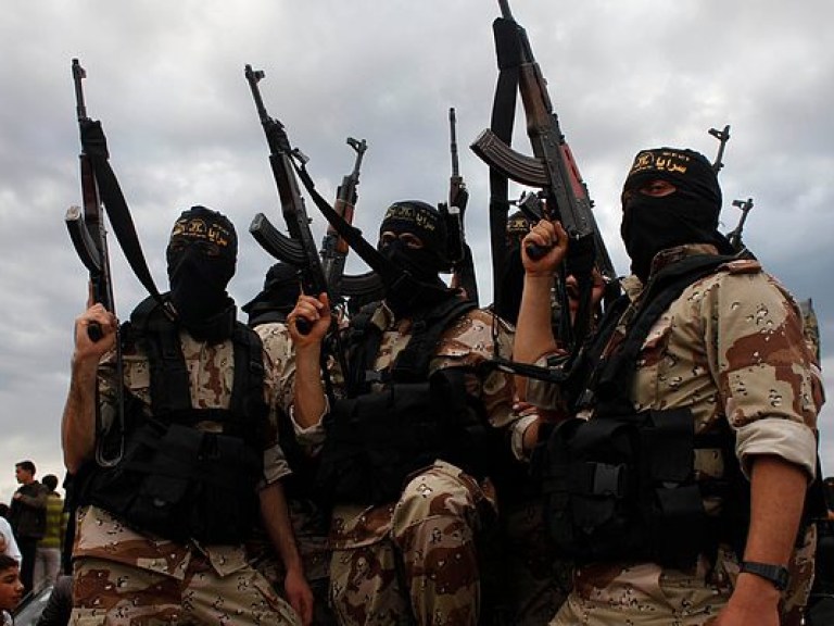 В Испании силовики арестовали четырех подозреваемых в пособничестве ИГИЛ