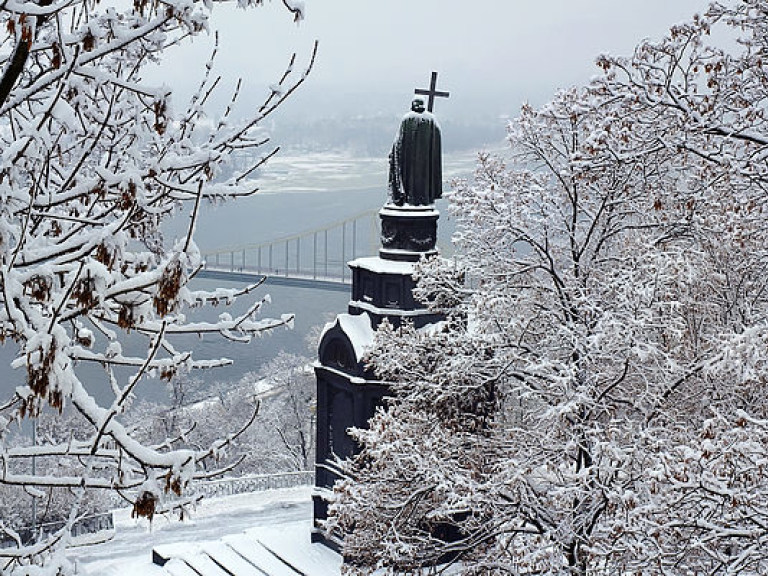 Синоптик: Снег пройдет на западе и севере Украины