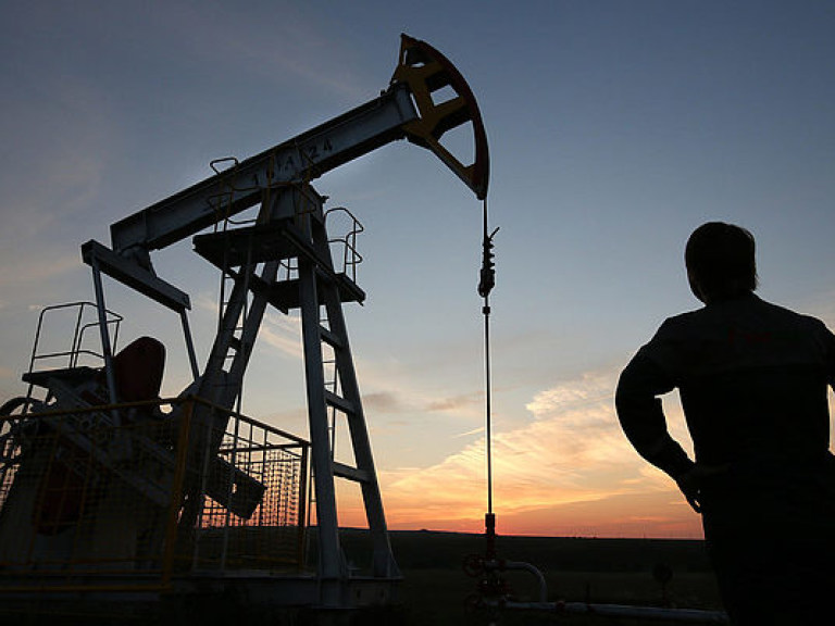 В Иране отказались от сокращения объемов добычи нефти