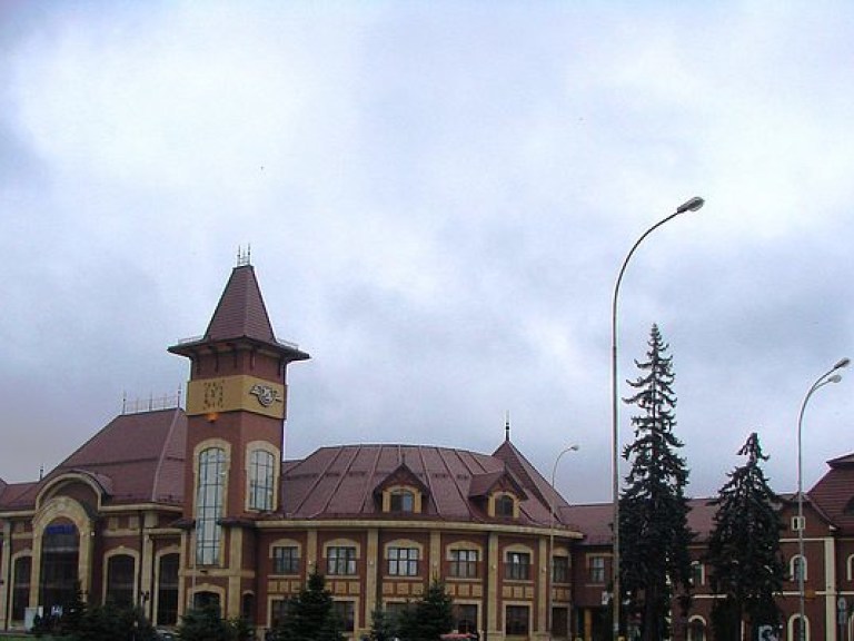 В Ужгороде неизвестные подожгли авто пограничника