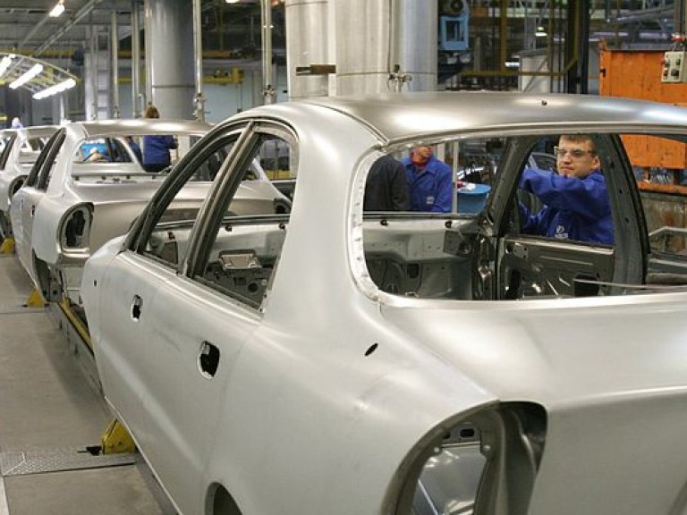 Производство автотранспорта в Украине за 11 месяцев сократилось на 29%