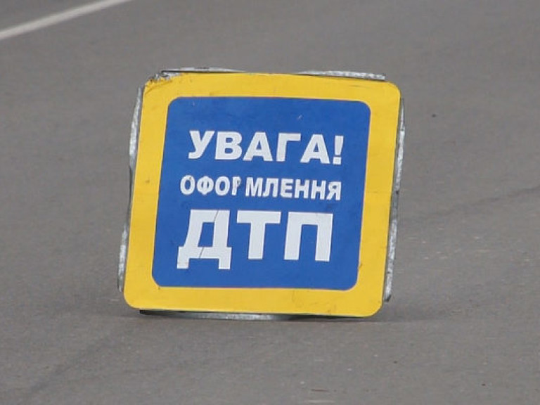 В ночном ДТП в Киеве пострадали 5 авто (ФОТО, ВИДЕО)