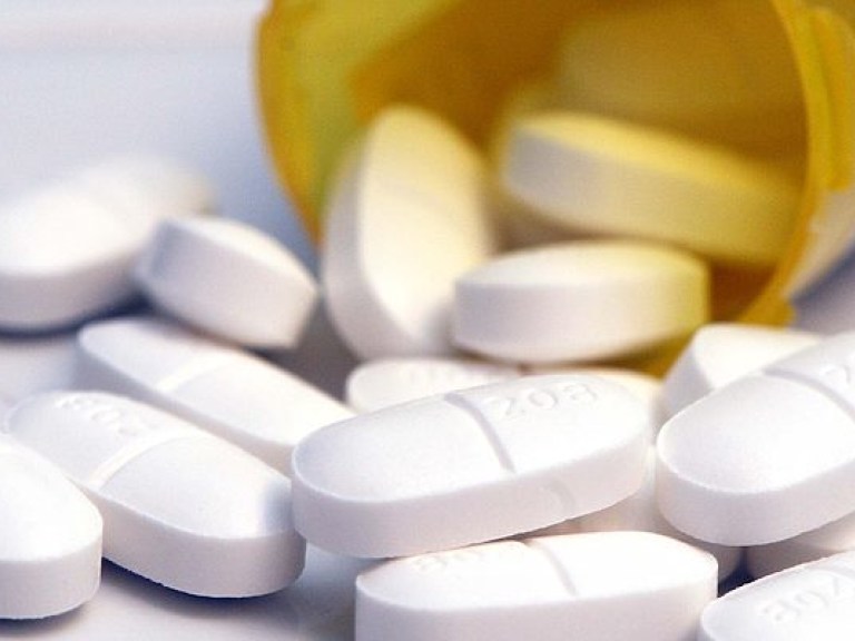 В Мариуполе семеро учеников отравились таблетками