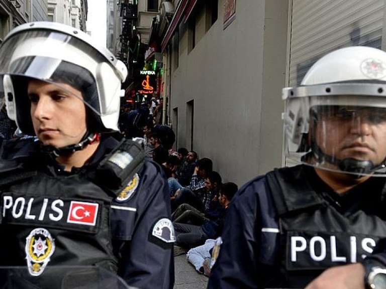 В Турции задержали более 100 членов прокурдской партии