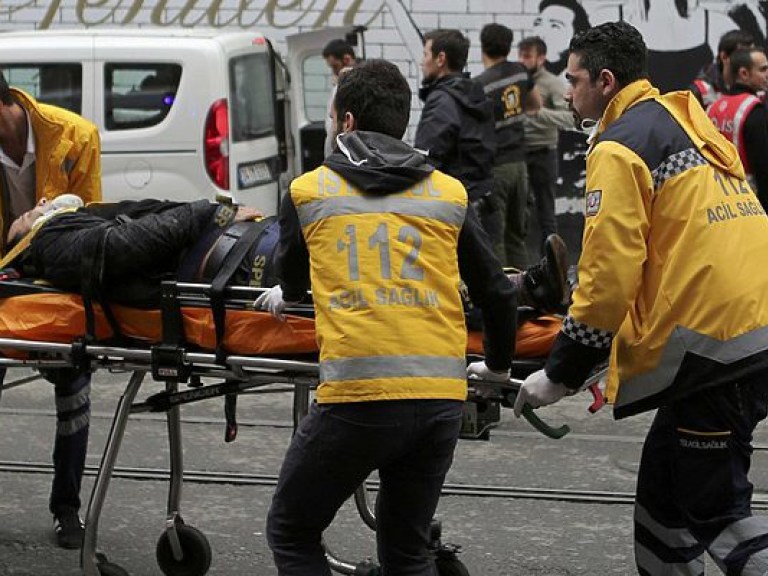 Количество жертв взрывов в Стамбуле возросло до 44 человек