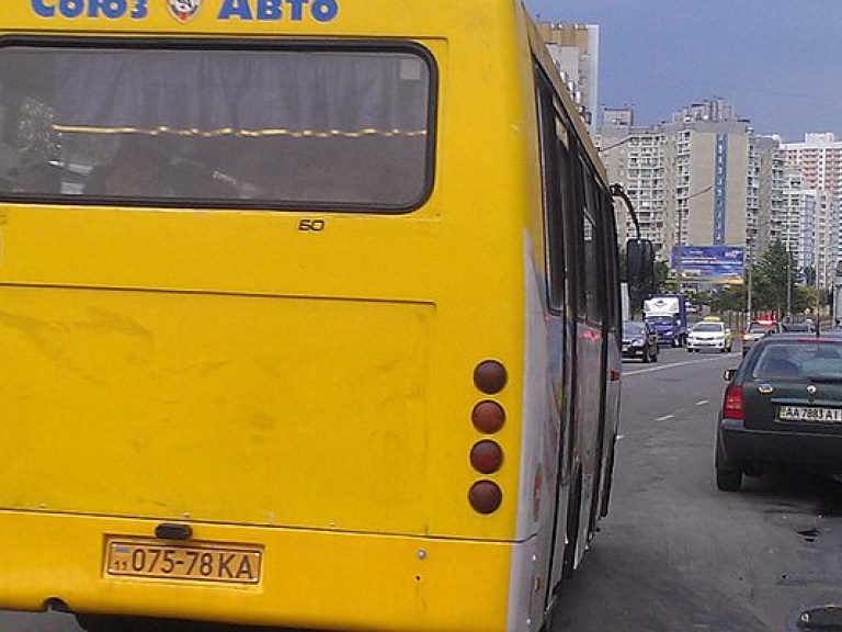 В Киеве в новогоднюю ночь будут курсировать дополнительные маршруты общественного транспорта