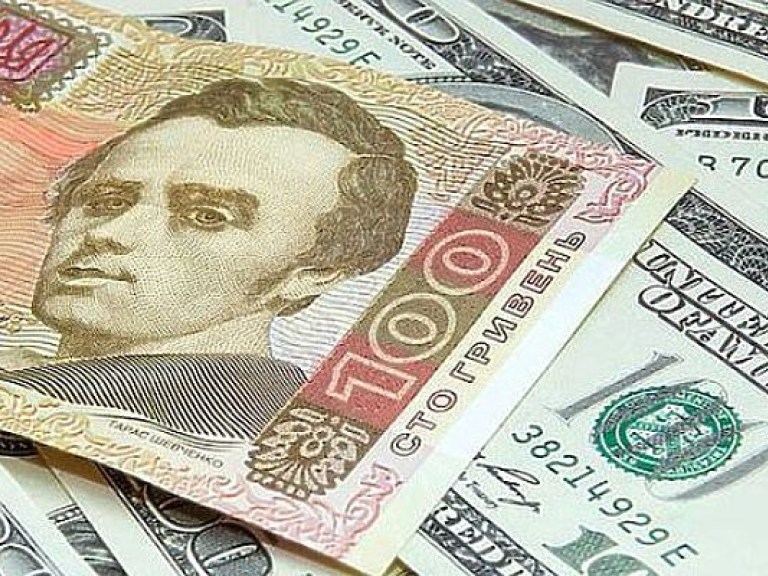 НБУ установил официальный курс на уровне 26,10 гривны за доллар