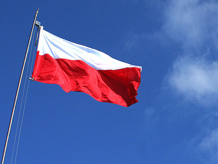 Польское правительство отказывается пересматривать результаты голосования, в Варшаве &#8212; демонстрации