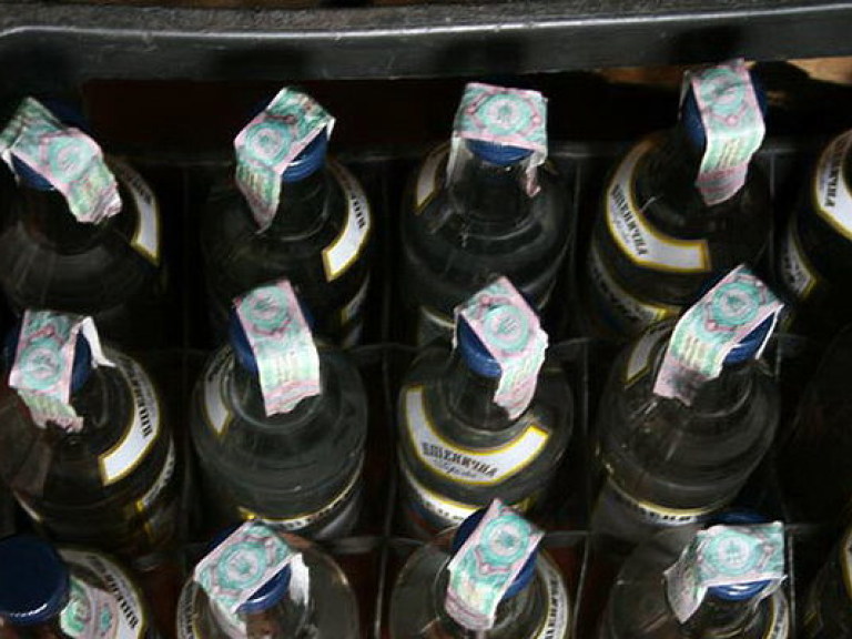 В тернопольском супермаркете рухнули стеллажи со спиртным (ФОТО)