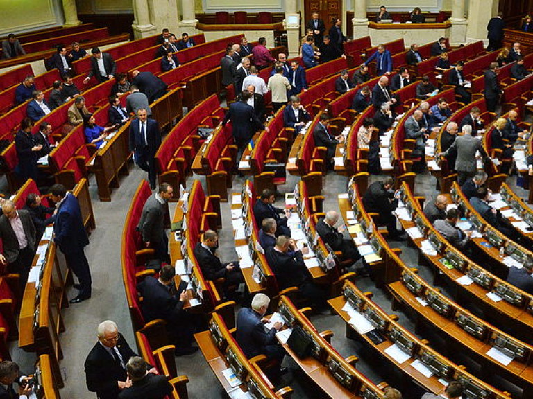 Депутаты приняли госбюджет, не зная, какие цифры в нем заложены – нардеп