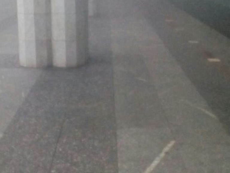 Пассажиров харьковского метро срочно эвакуируют, станцию накрыло дымом (ФОТО)