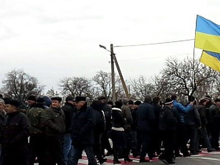 В Запорожской области экс-милиционеры перекрыли трассу