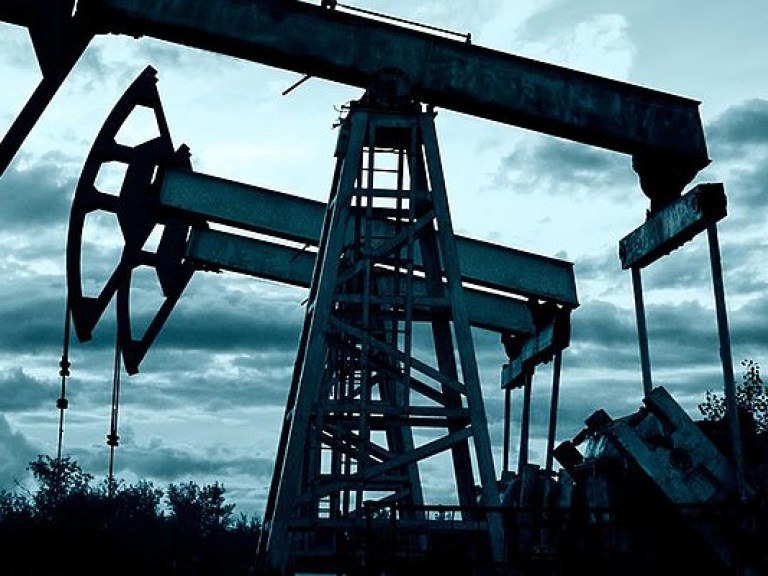 Цена нефти Brent превысила 55 долларов за баррель