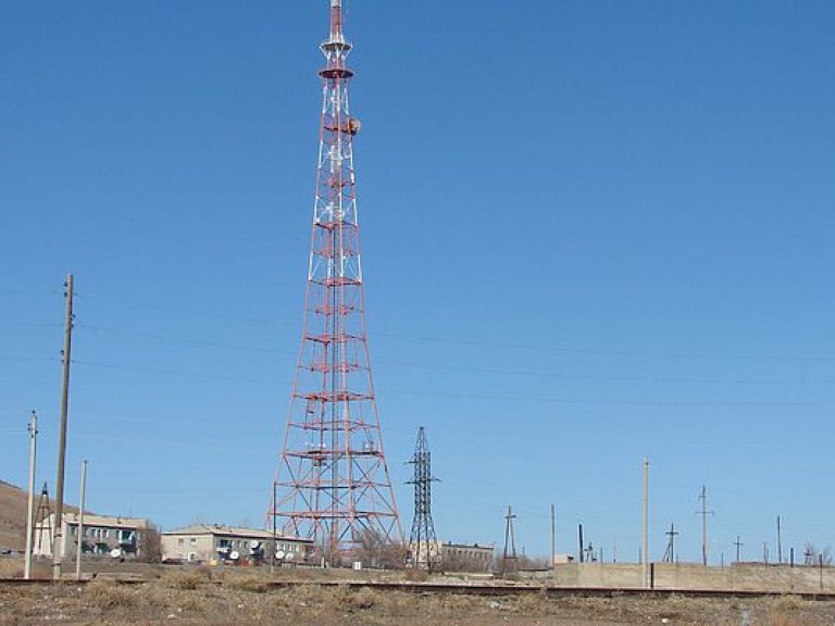 Телебашня на админгранице с Крымом  достигла 90 метров (ФОТО)