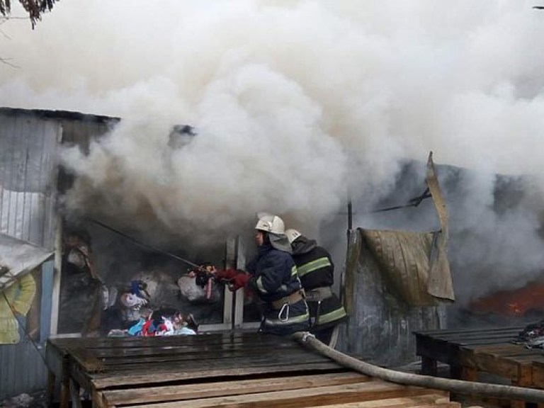 Сгоревший возле столичной станции метро «Лесная» рынок пожарные не проверяли два года &#8212; полиция