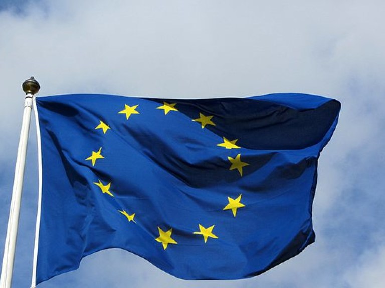 ЕС торопит Украину с созданием Антикоррупционного суда