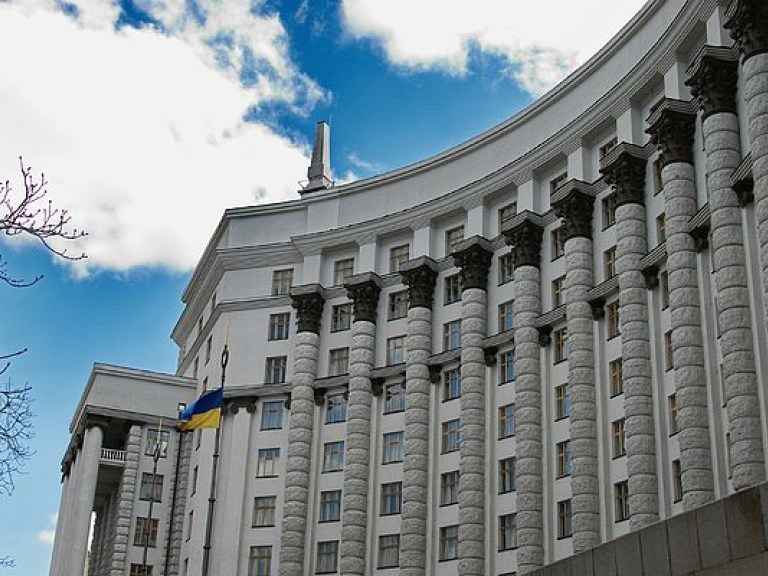 Правительство назначило госсекретарей Кабмина и МИД