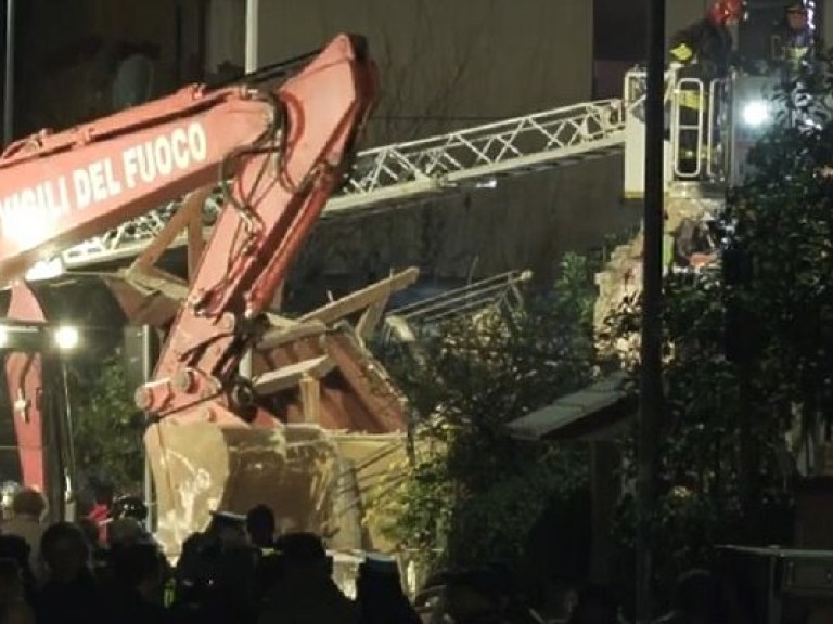 В пригороде Рима прогремел взрыв, погибли двое человек (ВИДЕО)