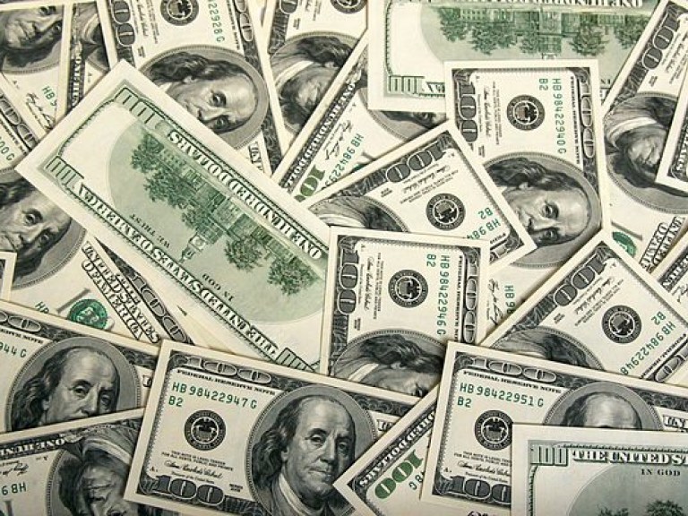 Порошенко подписал закон об отмене 2% валютного сбора