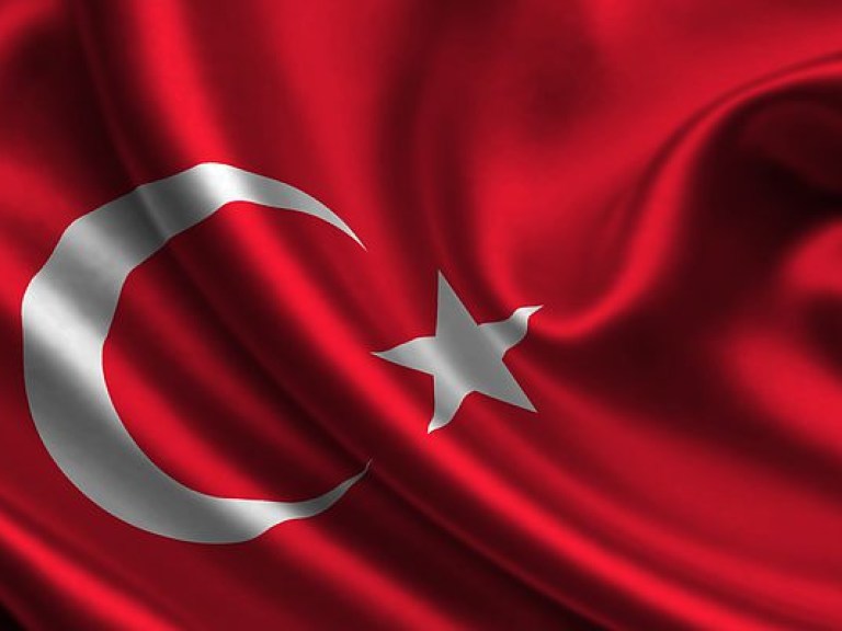 В Турции &#171;Рабочую партию Курдистана&#187; считают ответственной за теракт в Измире