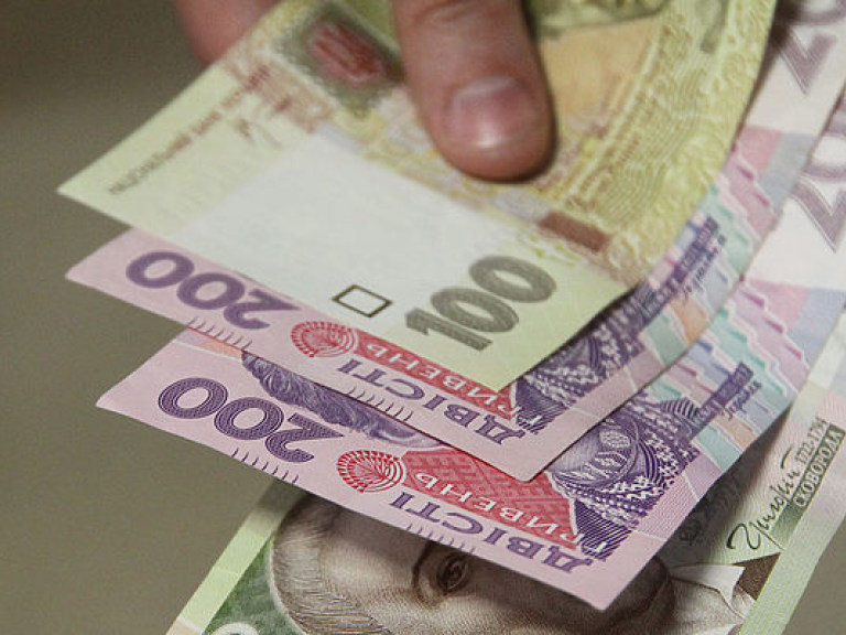 Ограничение  суммы расчетов наличными до 50 тысяч гривен  нарушает Конституцию Украины – эксперт