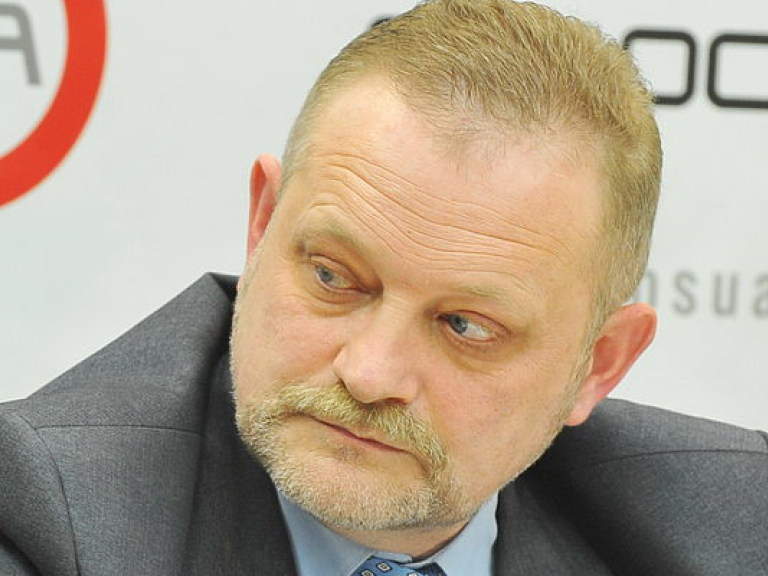 Конфликт на Донбассе вскоре будет заморожен, о Крыме надолго «забудут» — политолог