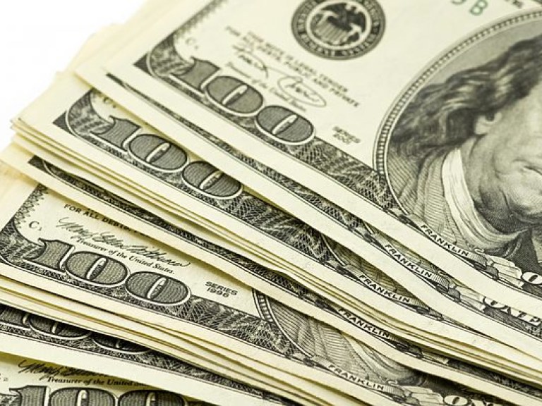 НБУ установил  курс гривны на уровне 27,18 гривны за доллар