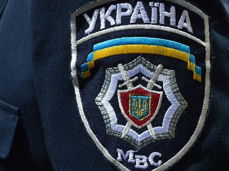 Подростки ограбили склад семян под Харьковом