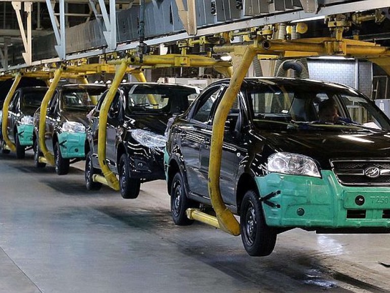 Автопроизводство в Украине упало на 63%