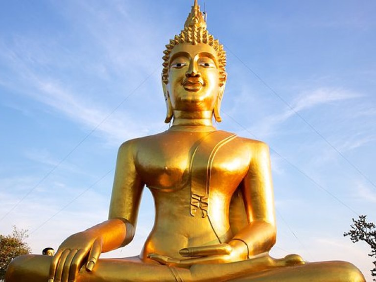 На дне водохранилища в Китае нашли 600-летнюю статую Будды (ВИДЕО)