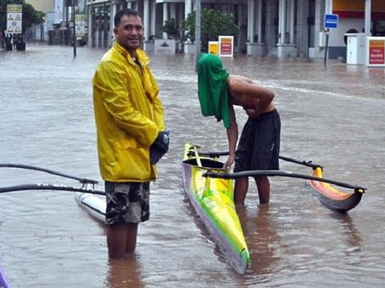 Сильные дожди затопили остров Таити (ФОТО, ВИДЕО)