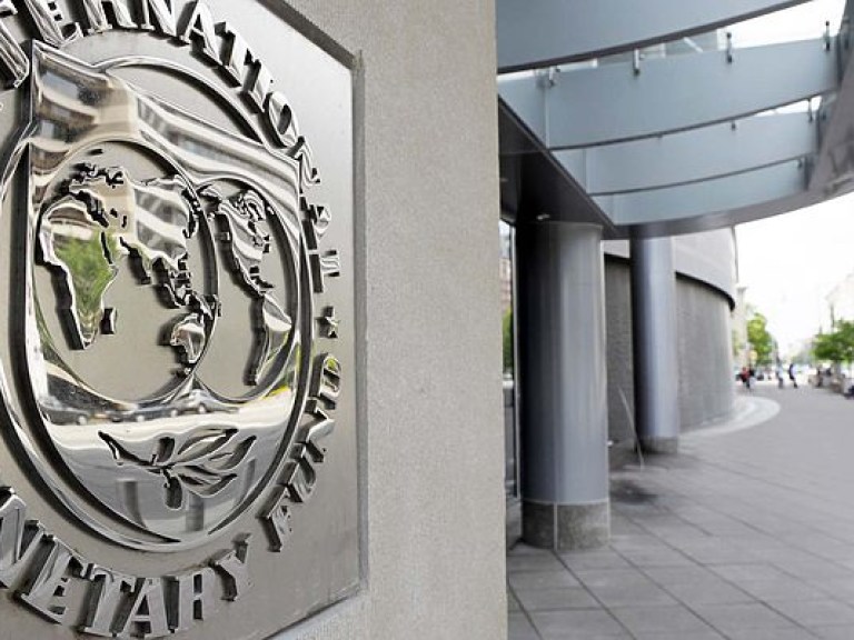 Под прикрытием дискуссии вокруг закона о языке власть хочет «протащить» новые требования МВФ – политолог