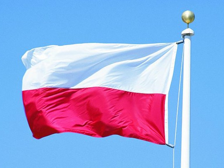 Польша пригрозила Украине серьезными последствиями за запрет въезда мэру Пшемышля