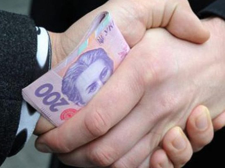 Заммэра Ужгорода разоблачили во взяточничестве