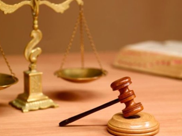 Судью Чауса заочно арестовали с залогом в 3,7 млн гривен