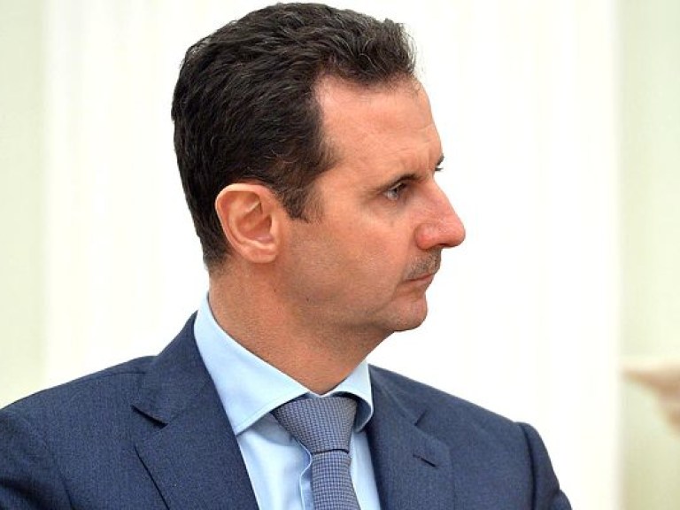 Сирийское правительство опровергает инсульт Асада