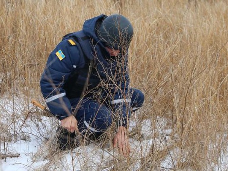 В Киеве спасатели обнаружили боеприпасы времен Второй мировой войны (ФОТО)