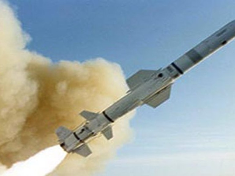 Иран подтвердил проведение испытаний баллистической ракеты &#8212; СМИ
