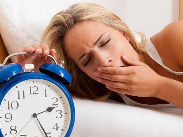 Хронический недосып чреват простудой – исследование