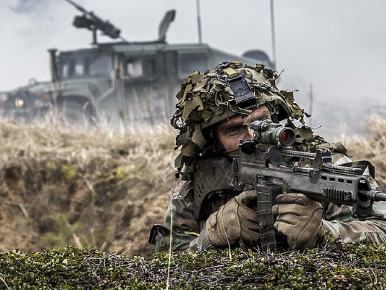 На этой неделе сотни американских  солдат прибудут на базу в Латвию