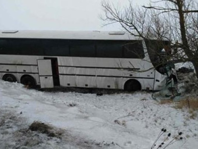 В Винницкой области столкнулись два автобуса, микроавтобус и легковушка (ФОТО, ВИДЕО)