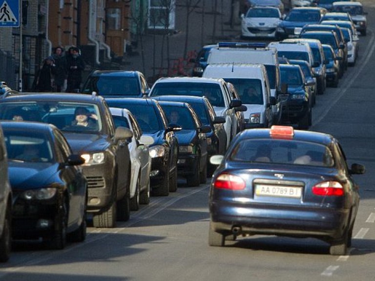 Украинцы стали чаще покупать б/у иномарки в отличие от новых авто