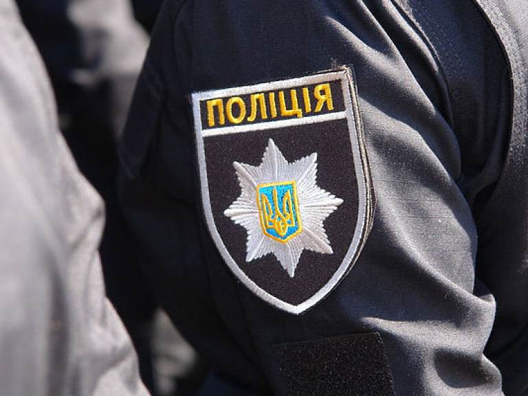 В Харькове полиция получила сообщение о заминировании двух объектов