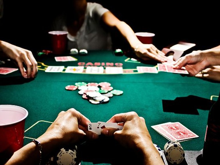 В Харькове разоблачили нелегальный покерный клуб &#8212; полиция (ФОТО)