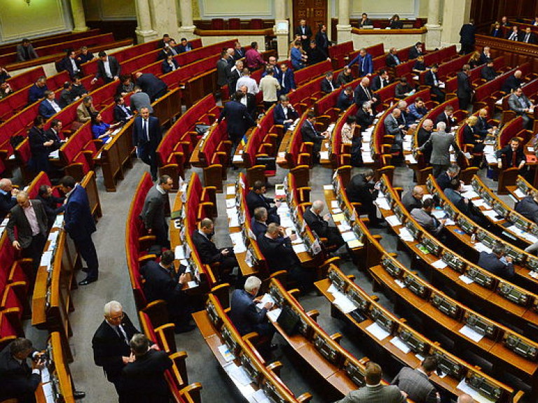 Повестка дня парламента на шестую сессию: реформ не ждите (ТАБЛИЦА)