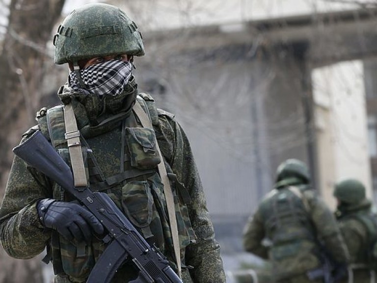 Эксперт объяснил, зачем власть муссирует вопрос военного положения в Украине