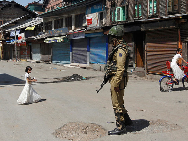 В Кашмире произошла перестрелка, семь человек погибли