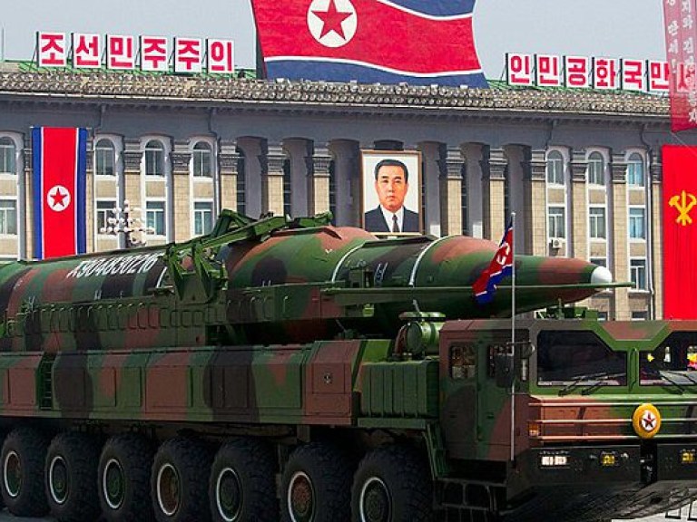 Южная Корея, США и Япония будут ставить вопрос о бомбардировке военных объектов КНДР &#8212; эксперт